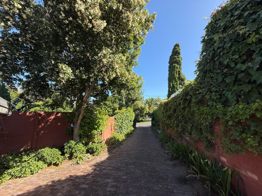 To Let 1 Bedroom Property for Rent in Beach Estate Western Cape